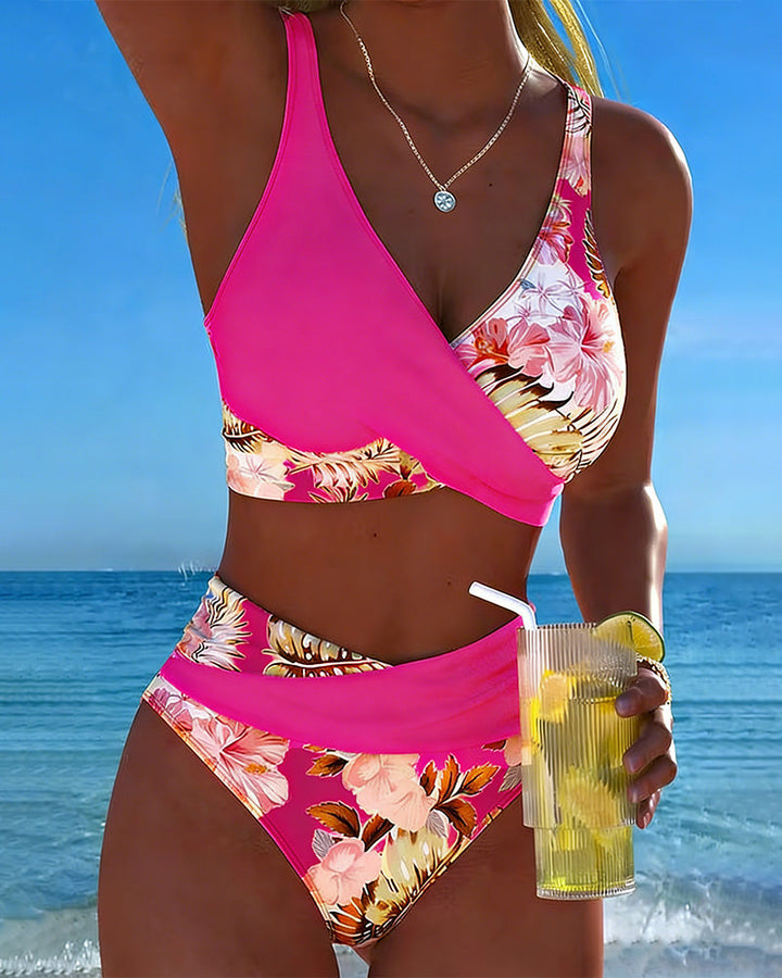 Bikini with contrasting floral print and split