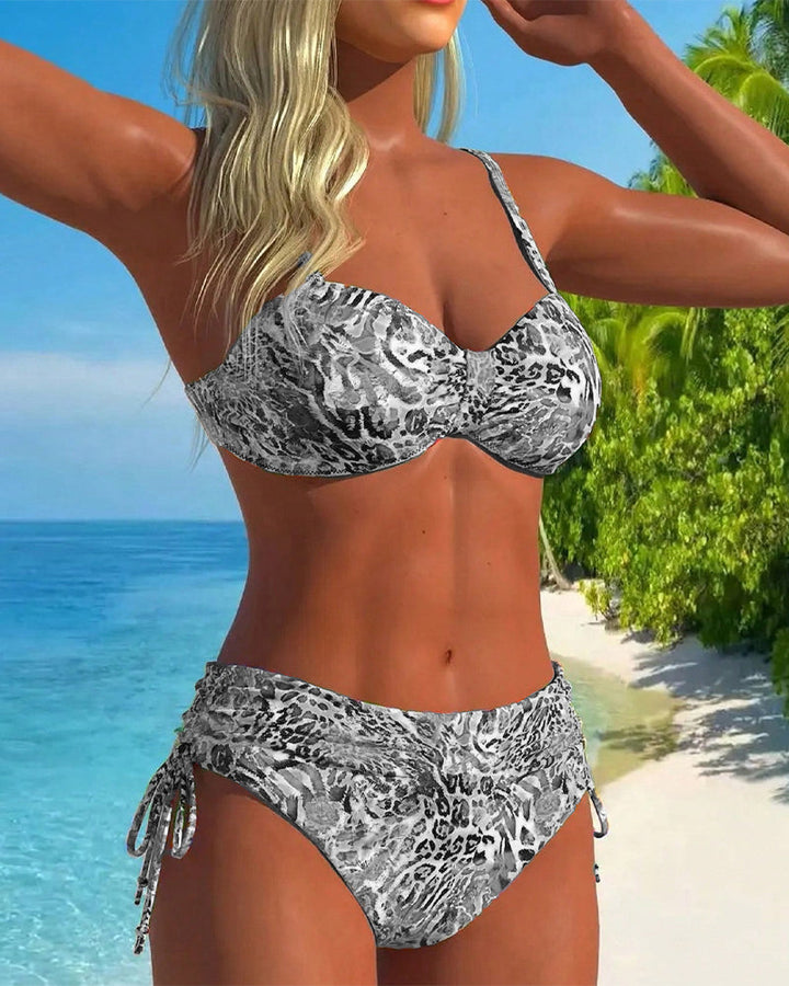 Eye-catching leopard print swimwear