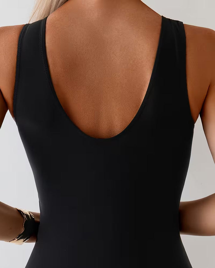 Final swimsuit with flat corners, sports vest