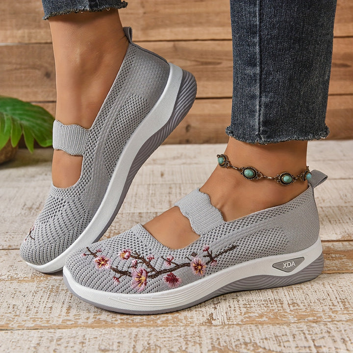 Sophie | Comfortable Orthopedic Shoes + Free Insoles