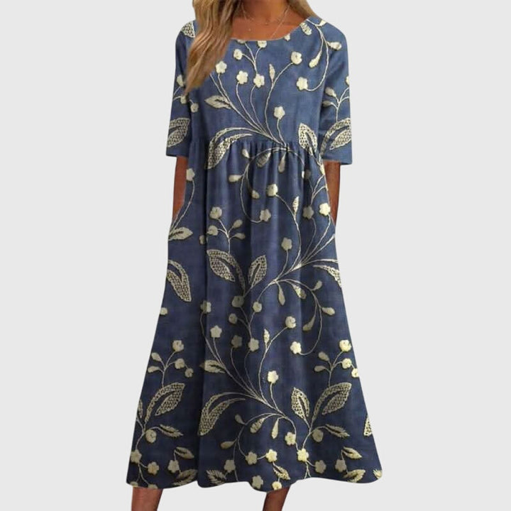 Sophie | Flattering Dress